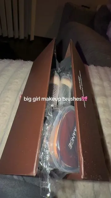 #makeupbrushset #foundationbrush #blushbrush #concealerbrush #eyeshadowbrushes 