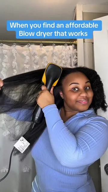 ✨HAIR DRYER BRUSH✨ THIS IS THE EASIEST HAIR DRYER| MUST HAVE 🎀 #hairdryerbrush #lamagadellenergia #blackgirlhair #blackgirltiktok #k18hairflip 