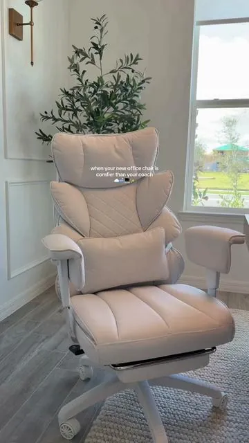 Much needed upgrade… this office chair is a MUST if you work from home or game!  #gamingchair #officechair #workfromhomemusthaves #wfhsetup 