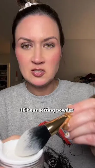 my fav setting powder rn #tarte #settingpowder #tartesettingpowder 
