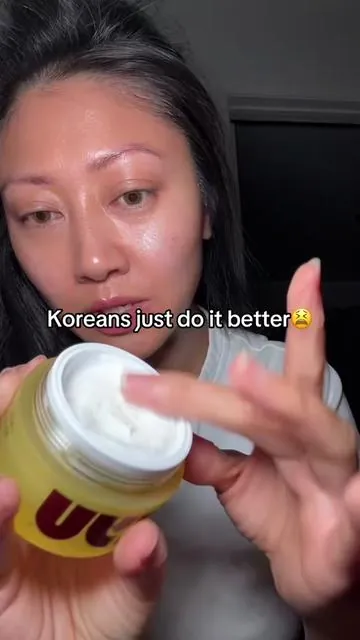 Where was this cream when my skin was dry and irritated 😫 #tiktokshopcreatorpicks #NAD #koreanskincare #moisturizer #glowingskin 