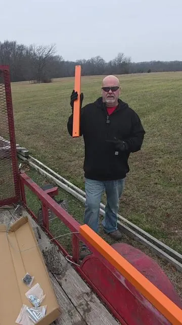 Trailer tailgate lift assist #trailer #truck #sxs #offroad 