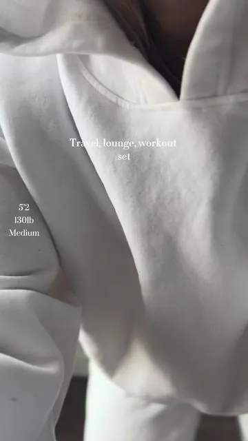 Cozy travel outfit, gym, or lounge fit #traveloutfit #loungewear #twopieceset #cozyoutfit 