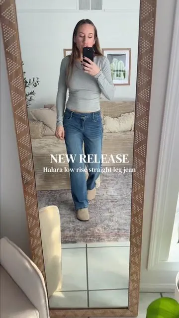 Halara did it again! I love their low rise baggy jeans and these are made with the same super stretch comfy material but in a straight leg fit.  @Halara_official  #lowrise #lowrisejeans #straightlegjeans #halara #halarajean 