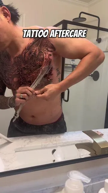 Second skin heals your tattoos way faster than any other method I’ve tried before and skips the flaking process. Unfortunately since I wanted to try a numbing cream for my 12hr session I did have a weird reaction with second skin for the first time ever. So back to basics with just keeping it clean with soap and hydrated with either lotion or hustle butter  #tattooaftercare #tattooaftercareproducts #tattooaftercaretips #tattoobalm #hustlebutter 