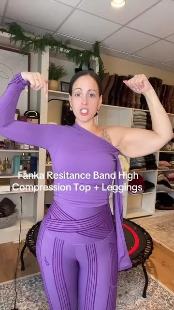 Fankas High Compression Resistance Band Top + leggings are an absolute must if you are prone to inflammation and soreness! Amazing for POTS, Lipedema, flights, healthcare workers and more!  #lipedema  #fanka @fankaofficial #movewithfanka #fankaeverydayvibes #fankapartner 
