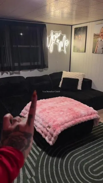My favorite couch 😍 #bonelesscouch #viralcouch #couch #viralproducts #sofa 
