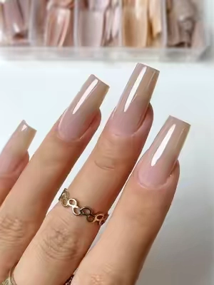 Press-ons for people who hate complicated routines 😝💅👏🏻✨#gelxnails #pressonnails #fypage #nailtutorials #easynails 