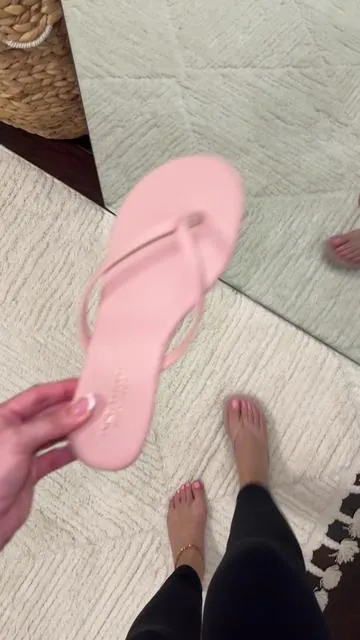 #projectcloud #flipflops #tiktokshopcreatorpicks 