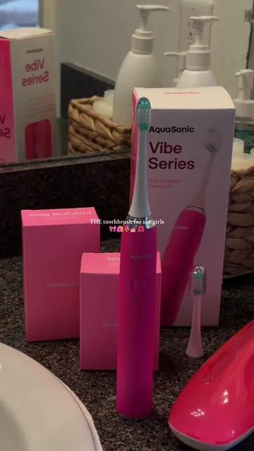 Pink everything 🌸🎀💗 #fyp #pinktoothbrush #forthegirls #pinkaesthetic #selfcaretips 
