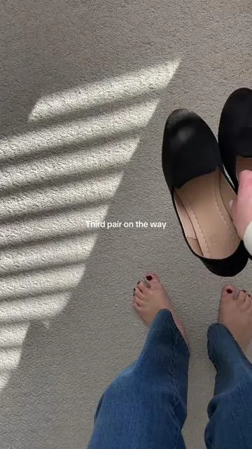 I wear these flats over and over again and they never disappoint! #flats #balletflats #flatsshoes #womensshoes #TikTokCreatorSearchInsightsIncentive 