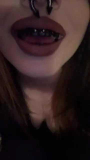 the huh #fyp #iirisale #utah #blackteeth #blackteeth 