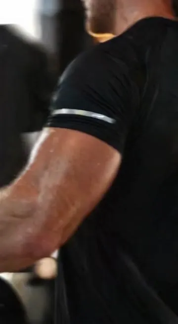 Conjunto de camisetas deportivas para hombre, verano casual con manga corta para correr, color puro y cuello redondo cómodo, ideal para deportes al aire libre y fitness 