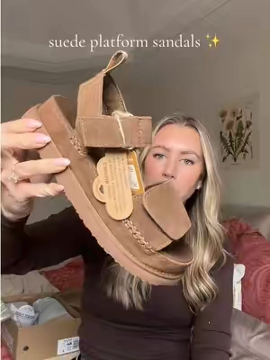 so comfy and loving the mocha brown 😍🤎 @Project Cloud Shoes #projectcloud #platformsandals #suedesandals #womenssandals 