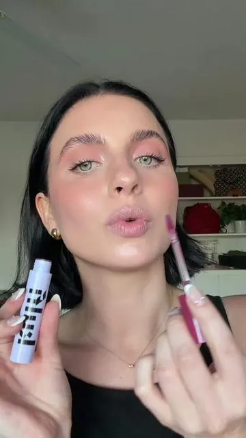 The lip stain I’ve been wearing on repeat 👏😍 #tiktokshopcreatorpicks #tiktokshopholidayhaul #lipstain #lipoil #lipoilviral 