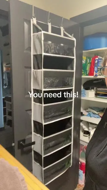 5 shelf organizer for any door in your house! #doororganizer