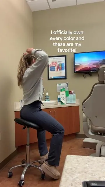 #comfy #scrubs #yogascrubs #scrubpants #dentalhygienist 