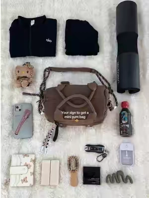 Umber color is finally here!!!🤎 This is my new gym motivation 🥹#gymmotivation #gymbag #GymLife #gymgirls #bagsmarttravel 