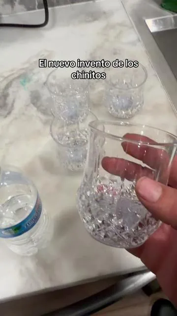 #cup #led #baso #vaso con sensor para detectar líquido prende luz LED