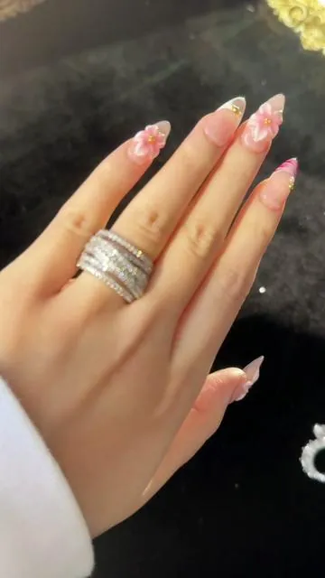 This 925 silver ring? I’ve gotten much compliments!!!😍 #jjchic #engagementring #s925silver #sterlingsilver #weddingring 