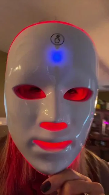 #redlight #redlighttherapy #ledmask #masks #wrinkles @Timeleshop 