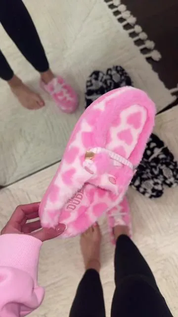 how cute are these?! 😘💘💗💓 #heydude #heydudes #slippers #tiktokshopcreatorpicks 