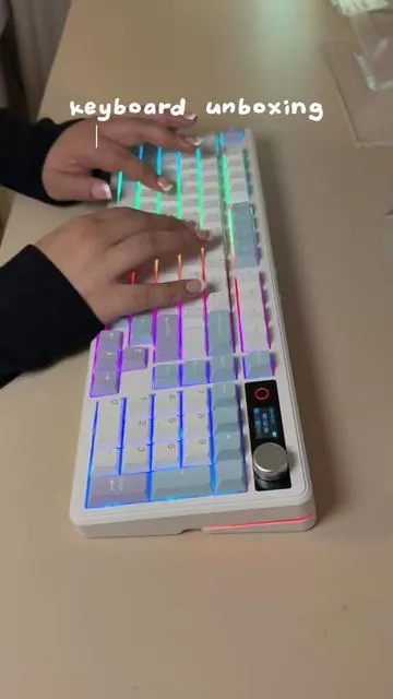my new silent keyboard 🤫 @Epomaker Keyboard TH99 Pro ✨ #keyboard #silentkeyboard #epomaker #epomakerkeyboard #epomakersale 