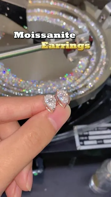 Inside Delzzad Moissanite Factory...#delzzad #moissanite #tiktokmademebuyit #nontarnish #earringslovers #moissaniteearrings #earrings #pearcutdiamond #earringslovers