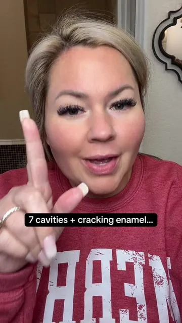 The hydroxyapatite powder that reset my entire mouth! #TikTokCreatorSearchInsightsIncentive #oralhealth #oralhygiene #hydroxyapatite #SuperBrandDay @Just.Ingredients 