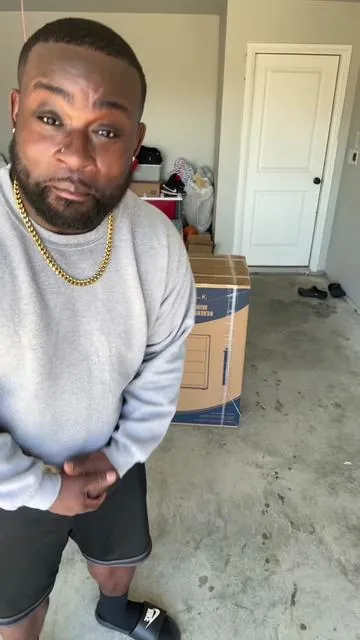 Personal mini refrigerator for the master bedroom 10/10 