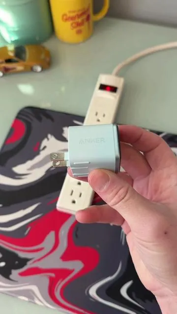 This new smart display Anker Nano Charger is so cool! It has 45W of power and does these really fun and cute animations! @AnkerOfficial #anker #ankernano #charger #chargingblock #phonecharger 