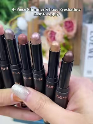 💗👇🏻Create a flawless makeup look in just a few seconds – no need for mixing or using expensive eyeshadow pencils.#eyeshadow #eyeshadowstick #eyeshadowtutorial #makeup #tiktokholidayhaul 