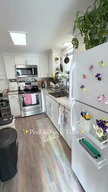 @STICKGOO #peelandsticktile #kitchenbacksplash #backsplash #kitchendecor #kitchenremodel 