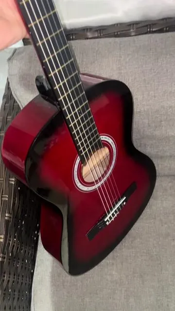 Disponible en tik tok Shop #guitarras 