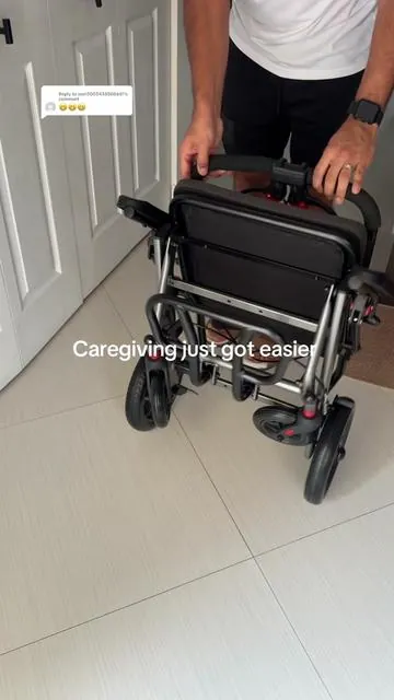 Replying to @user3003438508681 #caregivers #elderlyparents #wheelchairtravel #lightweightwheelchair 