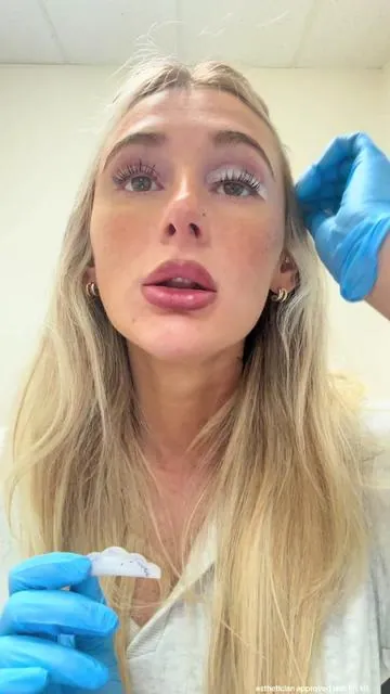 esthetician approved lash lift kit that isnt going to ruin your eyelashes . DIY how to video posted ! #liftandtint #diy #looksmax #tiktokshopcreatorpicks #lashliftandtint Luxe Lash Lift Kit