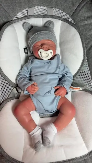Ahorra dinero! 💰  #reborndoll #siliconebaby #reborncollector #beberebornrealista #bebedesilicona 
