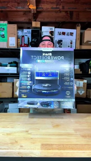 The Shark Powerdetect Nevertough 2-in-1 robot vacuum mop combo is on a huge sale right now #shark #robotvacuum #robotvacuummop #tiktokshopcreatorpicks #creatorpicksambassador 