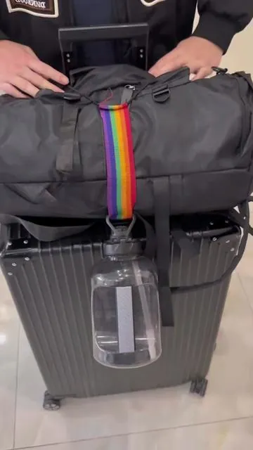 No More chaotic luggage!This strap Lets You carry Multiple Bags Like a pro #TravelHacks#LuggageEssentials#TravelMustHave#PackingTips#TravelGear