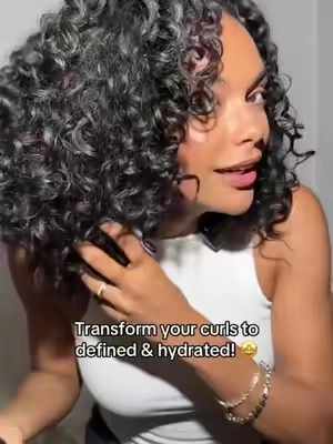 Curl reset, but make it easy 💜😮‍💨 Flo-etry smooths and hydrates while Shook boosts definition and bounce—no heaviness, no crunch ✨ Just soft, frizz-controlled curls that look good all day 😏 @Kendall Dorsey #colorwow #curlyhair #curlyhairroutine #curlyhairtutorial #curlyhairstyles 