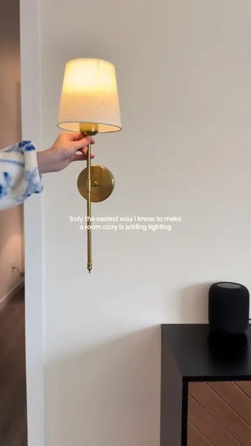 there’s just something about soft lighting that makes a house feel calm, safe, and like you actually want to slow down and be there 🤍 #cozyhome #homedecor #lightingdesign #cozyvibes #tiktokshop