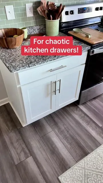 I didn’t realize how much I needed these bamboo drawer dividers until I tried them. Like, why was I living with chaotic drawers for so long?! This system is seriously the ultimate kitchen drawer organizer, especially if you need to upgrade your kitchen organization. Plus, they’re customizable, so you can adjust them for a perfect fit! 👌 I’m planning on ordering more to finish up my kitchen and even thinking of using them as a drawer storage organizer in my master bathroom. If you’re looking for high quality kitchen storage ideas, these are a total game-changer. Oh, and they’re made of bamboo, so they’re eco-friendly too. Obsessed! 🙌 #BambooDrawerDividers #KitchenDrawerOrganizer #KitchenOrganization #DrawerStorageOrganizer #KitchenStorageIdeas 
