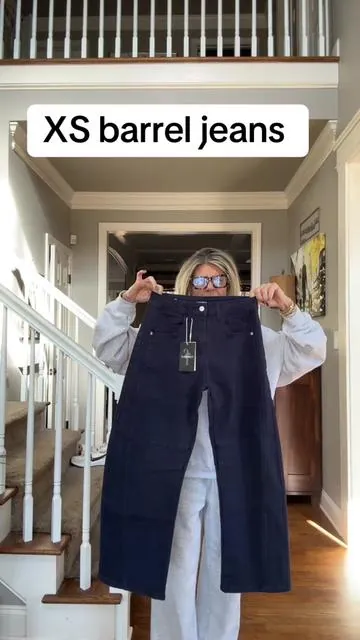 @Flamingals by Flamingo Shop #xsjeans #collegegameday #fashiontiktok #fyp #comfyjeans 