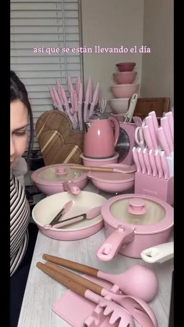 19-Piece Kitchen Knife Set with Heat-Resistant Silicone Cutlery & Wooden Handles - Includes Chef Knife, Non-Stick Compatible Tools, pots pans set Valentine's Day and More Cookware non stick pots and pans Kitchenware Nonstick Ladle Stylish White Pink