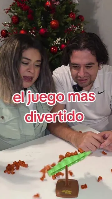 el juego mas divertido @ZarDeLosCupones @Bri go-go #tiktokshop #boardgames #juegosdemesa #challenge #challenges_tiktok 