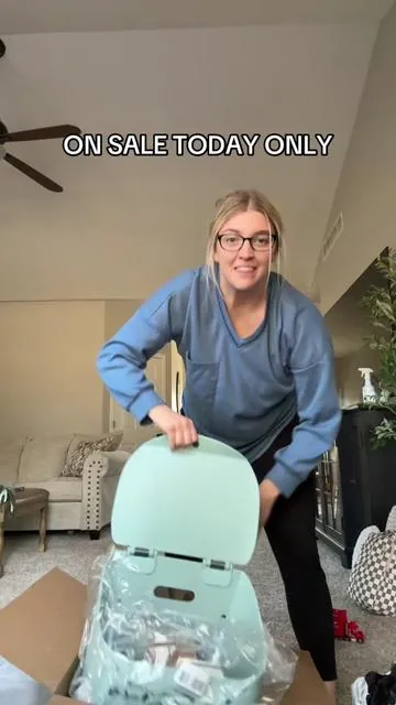 Simple modern backpack on sale today only! Run! #simplemodernbackpack #simplemoderngetawaybackpack #waterproofbag #summerbag #waterproofbackpack 