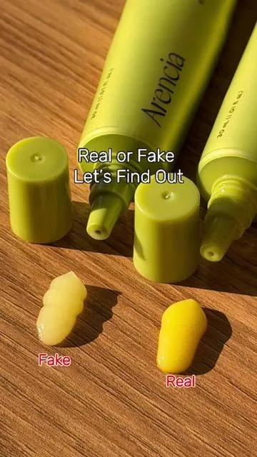Fake products are out there — don’t get fooled 🚫 Too good to be true? Probably fake. Here’s how to spot the difference and buy safely 💚 Make sure it says “Arencia” and look for the Star Seller badge before you buy ✨ Shop smart, stay glowing — only at the official Arencia TikTok Shop 💚 #Arencia #FakeProductAlert#ArenciaOfficial #TikTokShop #KBeauty #VitaminCBoosterShot #fyp #boostershot #musthaves #2026 #vitaminc #skincare #TikTokShopJumpstartSale #fake #FakeProduct