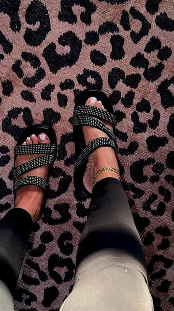 Just restocked!! #crocs #sandals #sandalsforwomen #strappysandals #tiktokshopcreatorpicks 
