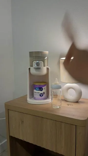 Dispensador de agua caliente… #babybottle #babybottlewarmer #bottlewarmer #aguacaliente #dispensadordeagua 