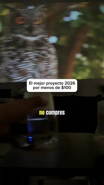 Proyector 2026 con imagen más clara, Android 14 y autoenfoque, ideal para cine en casa por menos de $100. #Projector #HomeTheater #TechGadgets #MovieNight #SmartProjector